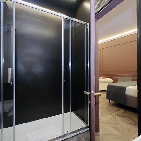 Ych-Butterfly Flat Close Trevi Fountain Ρώμη Εξωτερικό φωτογραφία