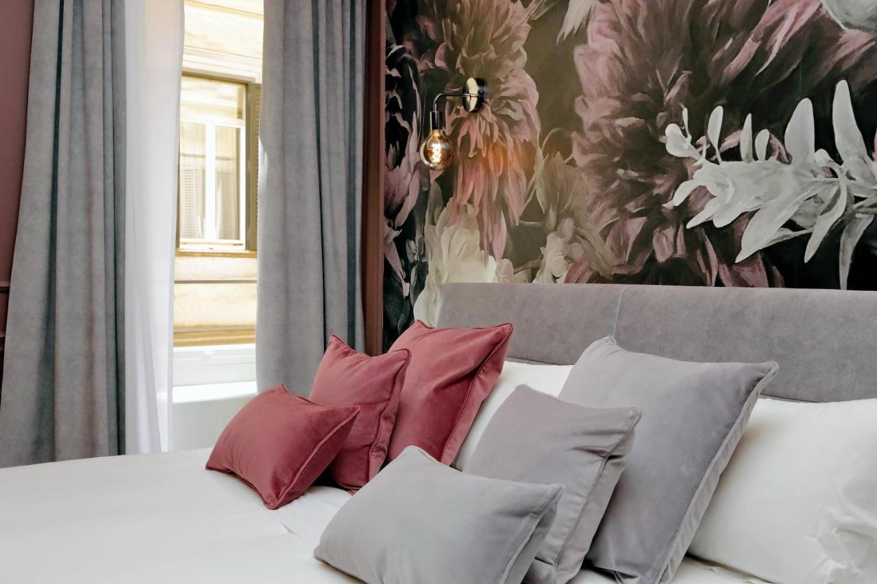 Ych-Butterfly Flat Close Trevi Fountain Ρώμη Εξωτερικό φωτογραφία