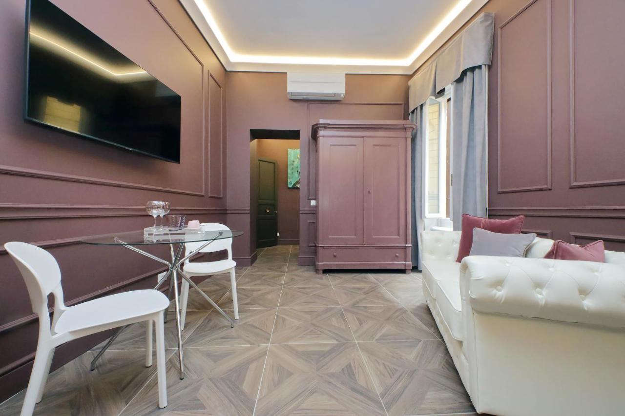 Ych-Butterfly Flat Close Trevi Fountain Ρώμη Εξωτερικό φωτογραφία